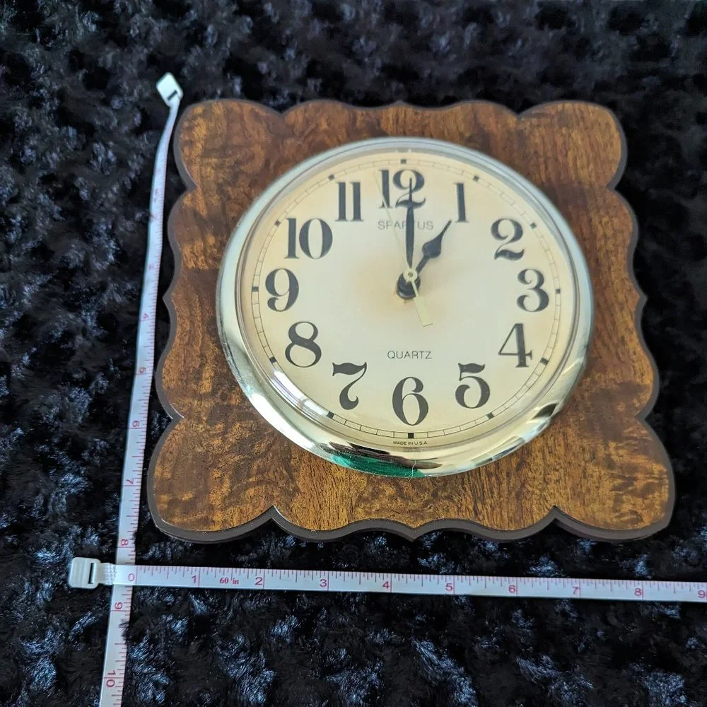 Vintage Spartus Quartz Faux Wood Wall Clock